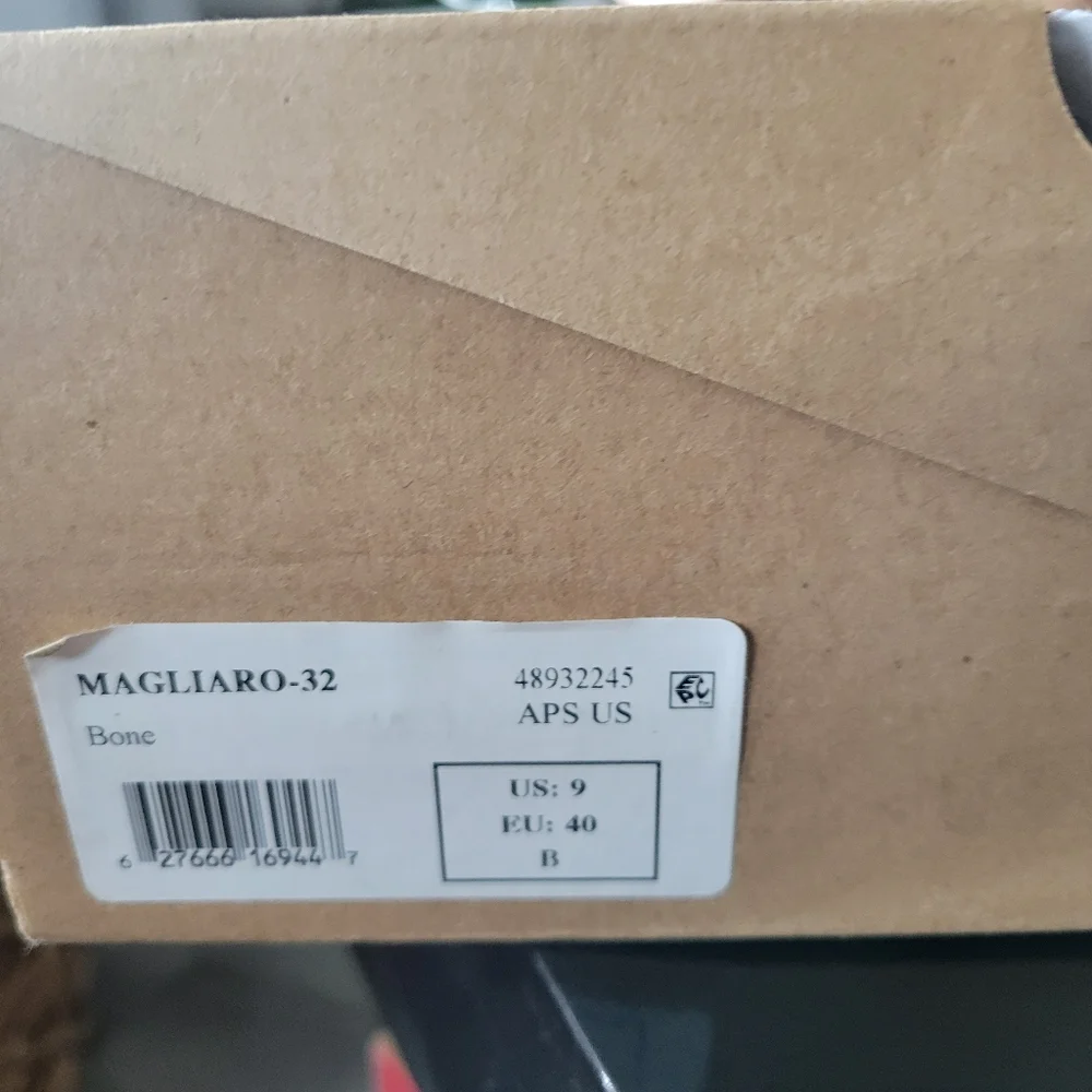 CALL IT SPRING Magliaro Cutout Booties SIZE 9 NIB